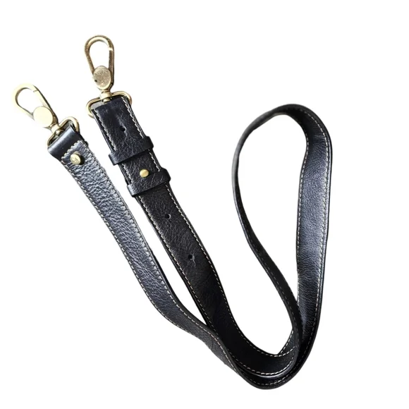 Lauren Conrad leather bag with removable strap - Picture 7 of 9